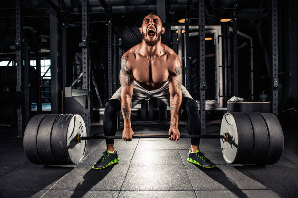 does deadlift work traps